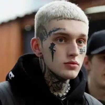 6686体育高级作者花朵之蓝