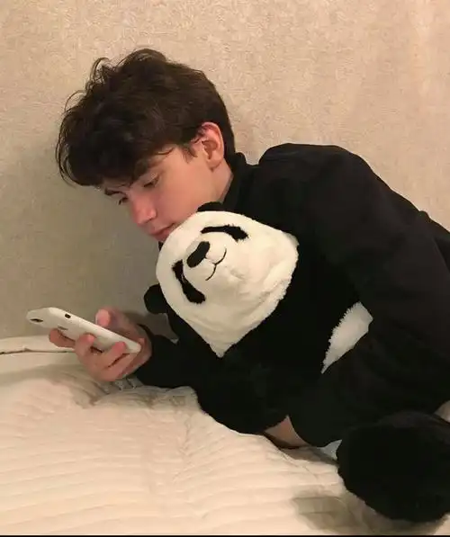 6686体育中级作者Alice